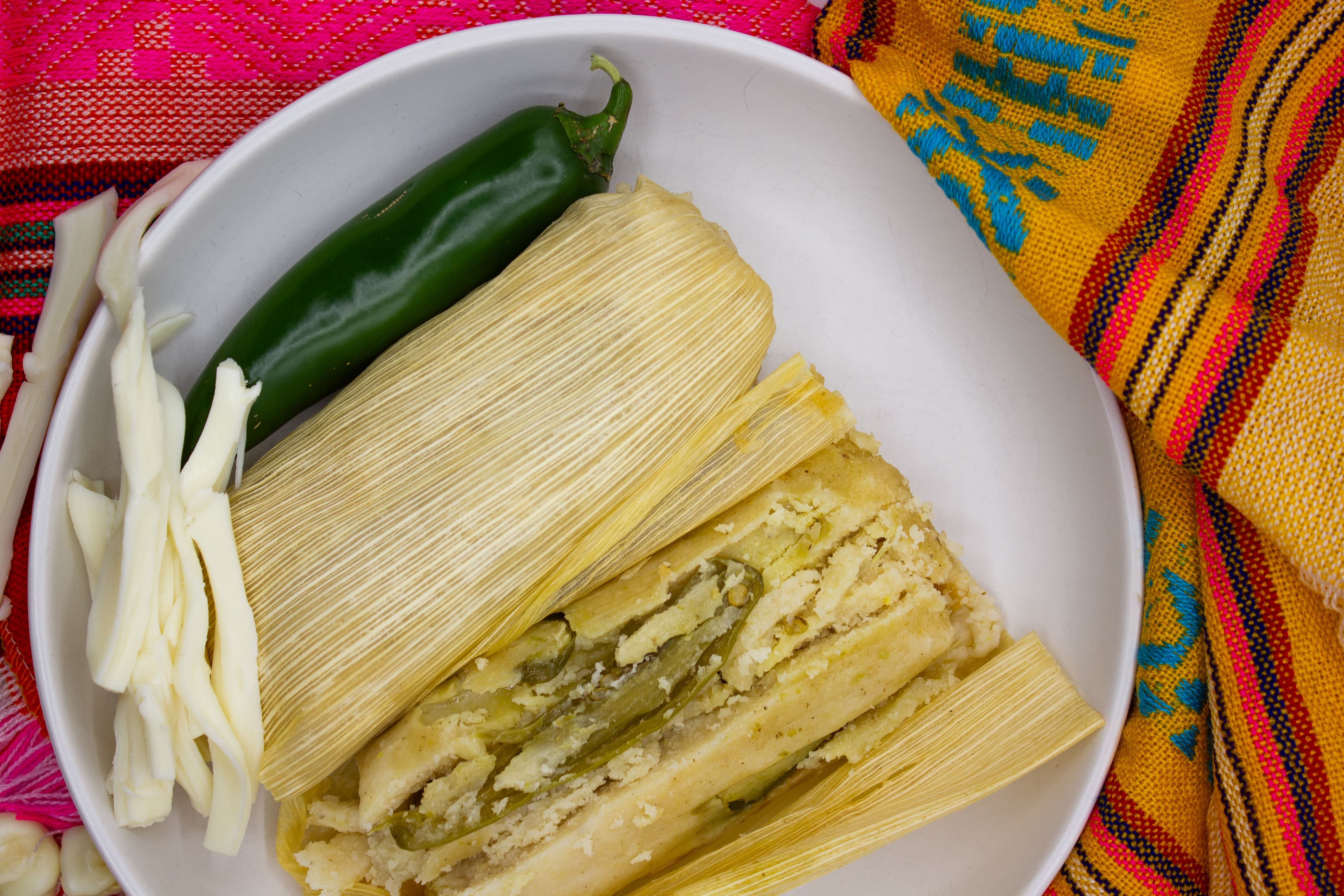 Tamales de Jalapeño y Queso